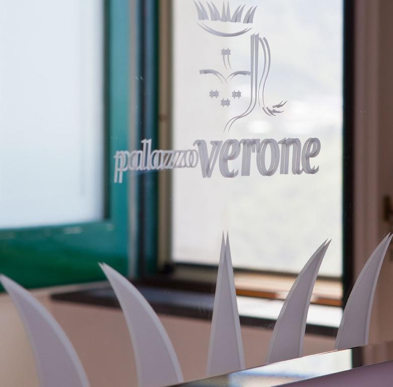Palazzo Verone Scala Extérieur photo